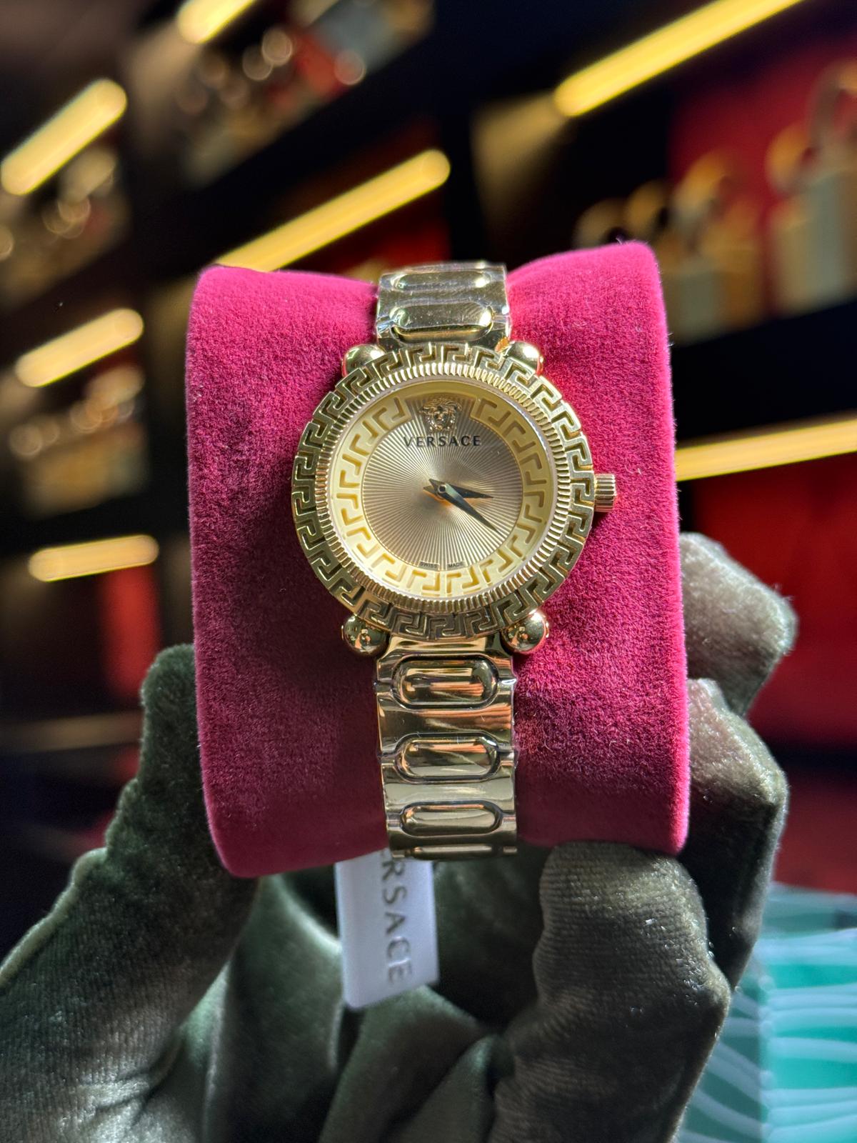 VERSACE